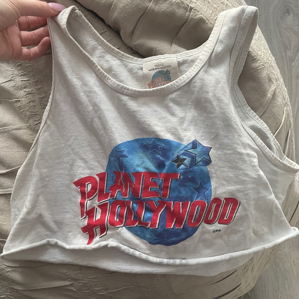 planet Hollywood tank